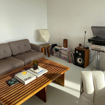 A cover of "Interior" cluster. The owner is claraxcao. The cluster consists of 7 elements.