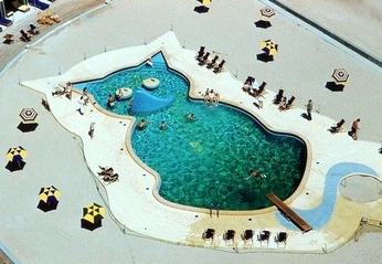 A cover of "this and that" cluster. The owner is lemonblossom. The cluster consists of 121 elements.