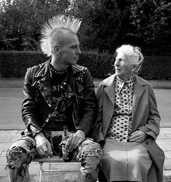 A cover of "CAFE DE LA POSTE GENERAL" cluster. The owner is pinkwhale. The cluster consists of 2 elements.