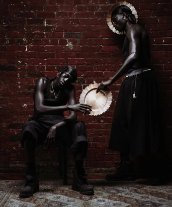 A cover of "Afrika" cluster. The owner is futurdust. The cluster consists of 12 elements.