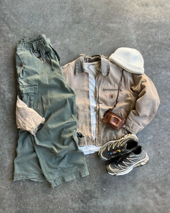 A cover of "Style" cluster. The owner is binxx. The cluster consists of 52 elements.