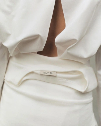 A cover of "Luxury" cluster. The owner is dinewo. The cluster consists of 2 elements.