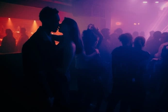 A cover of "Night Club" cluster. The owner is jay.me. The cluster consists of 28 elements.