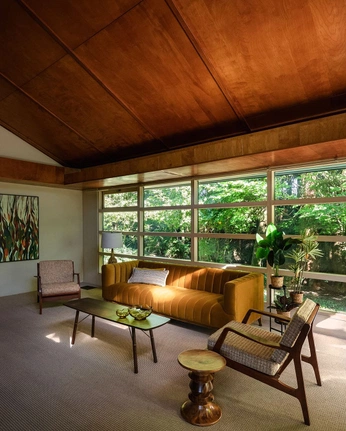 A cover of "Дом" cluster. The owner is azzo3. The cluster consists of 1 element.