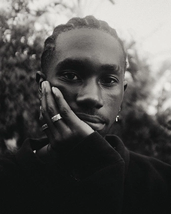 A cover of "People" cluster. The owner is itsgeo. The cluster consists of 9 elements.