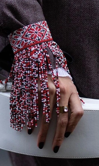 A cover of "Fashion" cluster. The owner is deryasahin. The cluster consists of 2 elements.