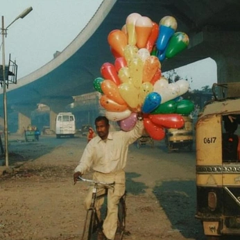 A cover of "flash" cluster. The owner is alecatayan. The cluster consists of 129 elements.