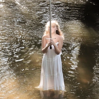 A cover of "Give that woman a sword" cluster. The owner is vangoghgoghboots. The cluster consists of 45 elements.