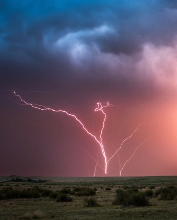 A cover of "Lightning" cluster. The owner is mnzrfaruk. The cluster consists of 14 elements.