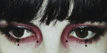 A cover of "realistic aesthetic" cluster. The owner is trulyt. The cluster consists of 19 elements.