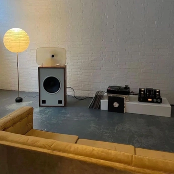 A cover of "🎶🔊" cluster. The owner is arcaiyves. The cluster consists of 9 elements.