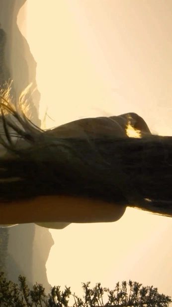 A cover of "Vibes in motion" cluster. The owner is brianrussell. The cluster consists of 51 elements.