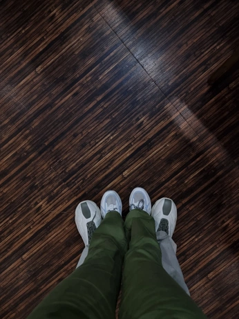 A cover of "us core<3" cluster. The owner is pronz. The cluster consists of 5 elements.