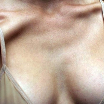 A cover of "body" cluster. The owner is thaislemener. The cluster consists of 7 elements.