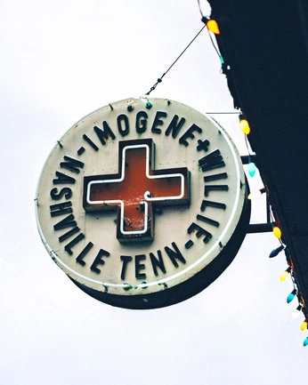 A cover of "RAD Shop Vibes" cluster. The owner is radvntr. The cluster consists of 2 elements.