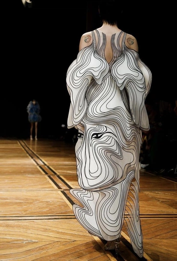 A cover of "Fashion 1" cluster. The owner is barbaramattosc. The cluster consists of 15 elements.