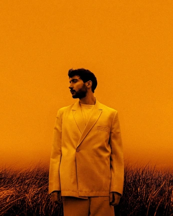 A cover of "LORD ESPERENZA" cluster. The owner is lbdlbdlbd. The cluster consists of 16 elements.