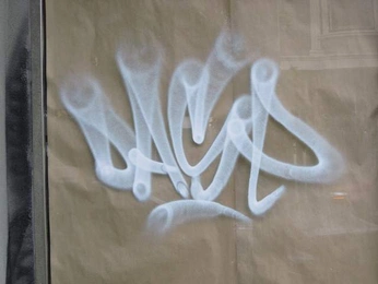 A cover of "graf" cluster. The owner is mahisucks. The cluster consists of 2 elements.