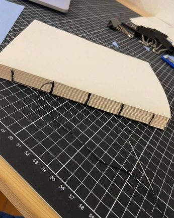 A cover of "Graffiti book" cluster. The owner is eyrealex. The cluster consists of 4 elements.