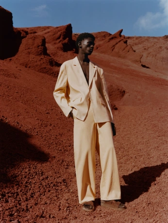 A cover of "beauty" cluster. The owner is caflinders. The cluster consists of 12 elements.