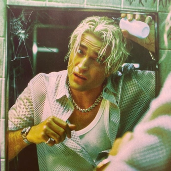 A cover of "Dirt" cluster. The owner is yuujin.ph. The cluster consists of 32 elements.