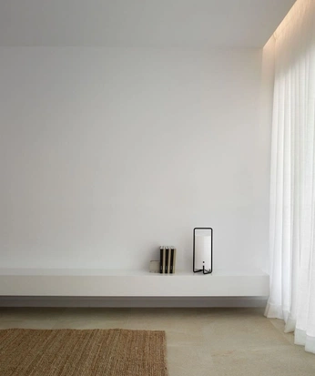 A cover of "Kōn" cluster. The owner is s0105j. The cluster consists of 8 elements.