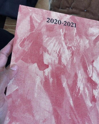 A cover of "Editorial refers" cluster. The owner is pardoignito. The cluster consists of 27 elements.