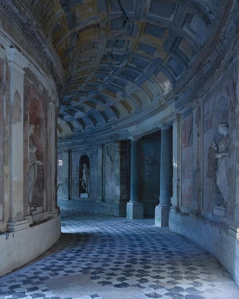 A cover of "Castle" cluster. The owner is californialegend. The cluster consists of 11 elements.