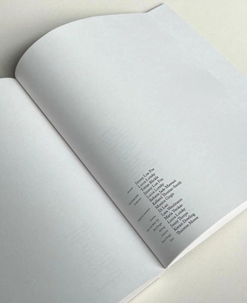 A cover of "Editorial" cluster. The owner is yexalened. The cluster consists of 110 elements.