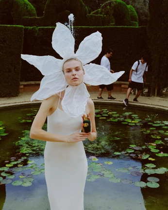 A cover of "create unexpected" cluster. The owner is halliekathryn. The cluster consists of 3 elements.