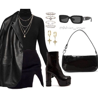 A cover of "Looks" cluster. The owner is erikaa.e. The cluster consists of 2 elements.