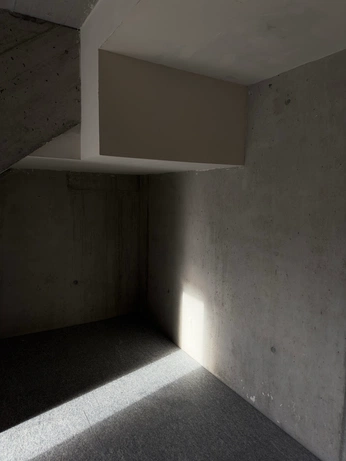 A cover of "architecture." cluster. The owner is ueneun. The cluster consists of 13 elements.