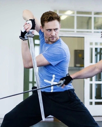 A cover of "Refs" cluster. The owner is lilacsea. The cluster consists of 1 element.