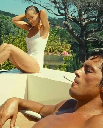 A cover of "films to watch" cluster. The owner is yungadz. The cluster consists of 3 elements.