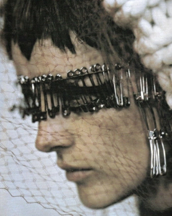 A cover of "MARGIELA" cluster. The owner is mj.marine. The cluster consists of 275 elements.