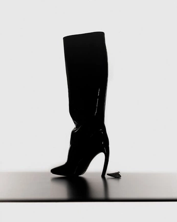 A cover of "Product photography" cluster. The owner is giarite. The cluster consists of 2 elements.