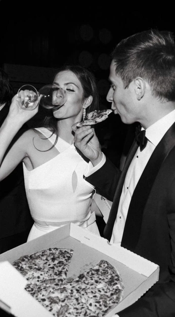 A cover of "eventwear" cluster. The owner is molmathews. The cluster consists of 10 elements.