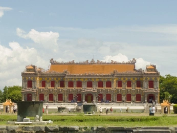 A cover of "hue" cluster. The owner is haoi.tu. The cluster consists of 1 element.