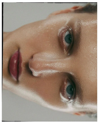 A cover of "BEAUTY" cluster. The owner is nastasiapenazzo. The cluster consists of 5 elements.