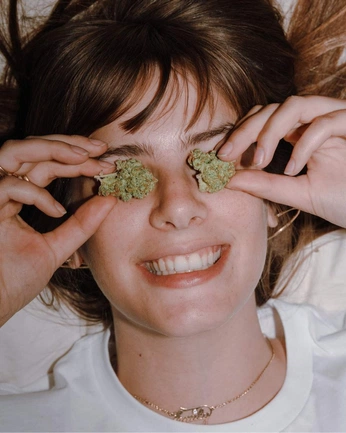 A cover of "zoiks shoot" cluster. The owner is mandarinas56. The cluster consists of 6 elements.