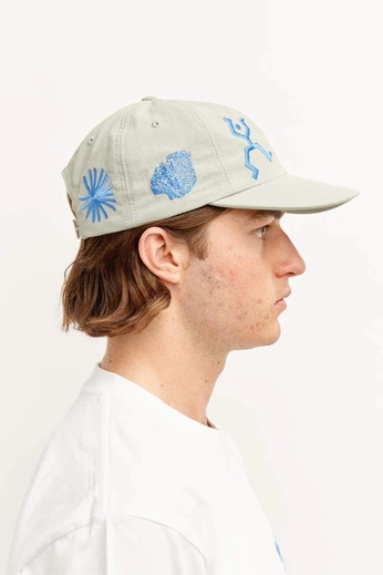 A cover of "HATS" cluster. The owner is tanniah. The cluster consists of 44 elements.