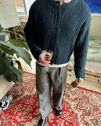 A cover of "Ropa" cluster. The owner is diegoroodri. The cluster consists of 1 element.