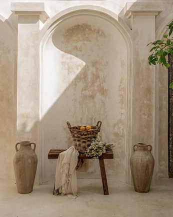 A cover of "bALI" cluster. The owner is gerz.studio. The cluster consists of 68 elements.