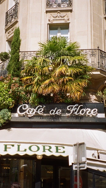 A cover of "film x paris" cluster. The owner is kayliemurphy. The cluster consists of 8 elements.