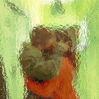 A cover of "love" cluster. The owner is giftedart. The cluster consists of 17 elements.