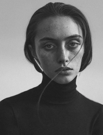 A cover of "vw" cluster. The owner is chloerahall. The cluster consists of 46 elements.