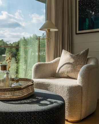 A cover of "FM Library" cluster. The owner is collectinteriors. The cluster consists of 1 element.