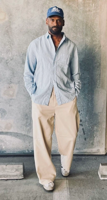 A cover of "Outfits" cluster. The owner is liaml. The cluster consists of 3 elements.