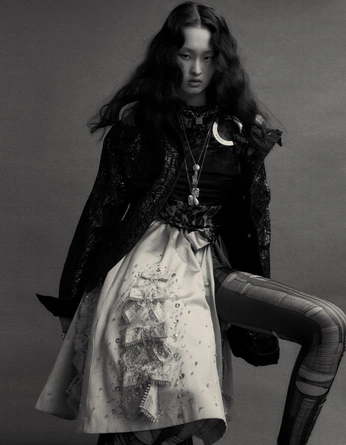 A cover of "Witch" cluster. The owner is sheismagique. The cluster consists of 7 elements.