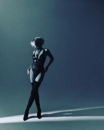 A cover of "Photo" cluster. The owner is pelmarlat. The cluster consists of 141 elements.